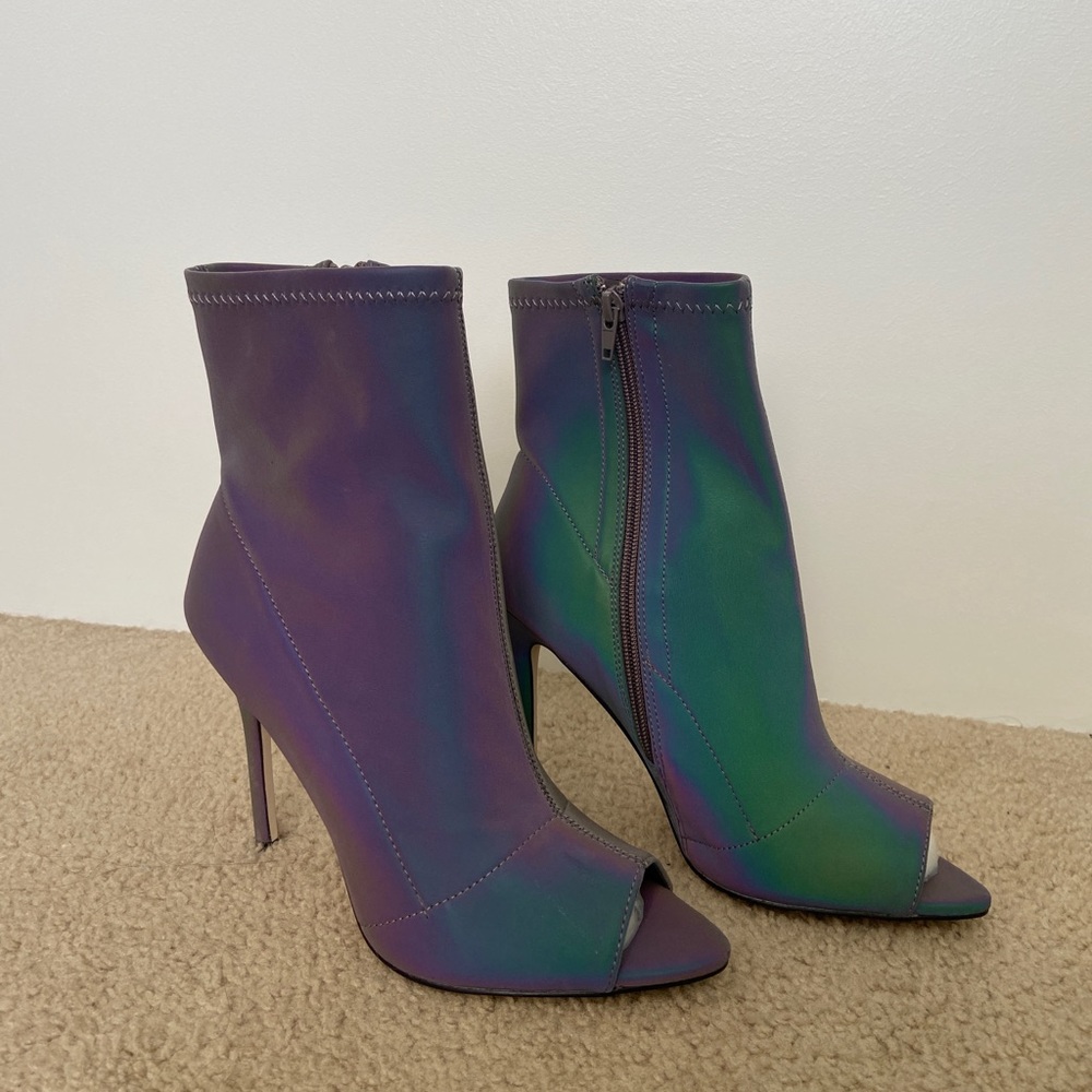💗 Chrome heels 💗